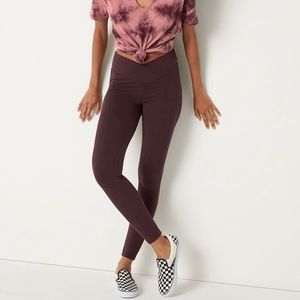 VS PINK Crossover Legging